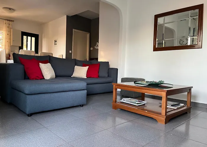 Ktima Nostos 아파트 *